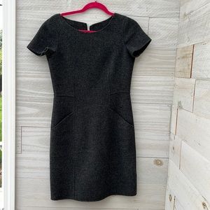 Fitted Wool Dress with Pockets Career Wear Nuriana